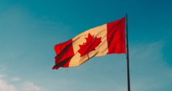 Canadian Flag - ESL pronunciation